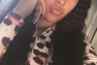 Petite yellow bone ready for f... - Image 1