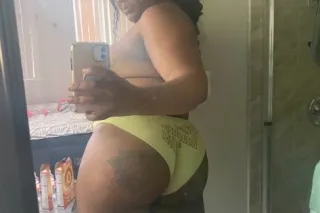 NEW in Town 👅💦🐐 Cum get milked... - Image 4